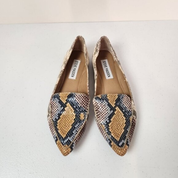 Steve Madden Feather Snakeskin Pointy Toe Loafers Flats Shoes Size 5.5 Office - Picture 2 of 7